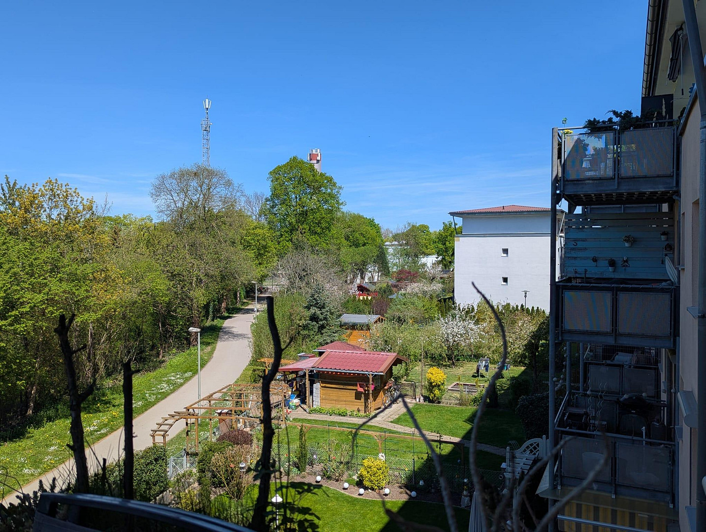 4-Zimmer-Wohnung mit Weitblick ins Grüne und Abendsonne – Deutschenbaurstraße 35c, 86157 Augsburg(Pfersee) – Vorschaubild 4