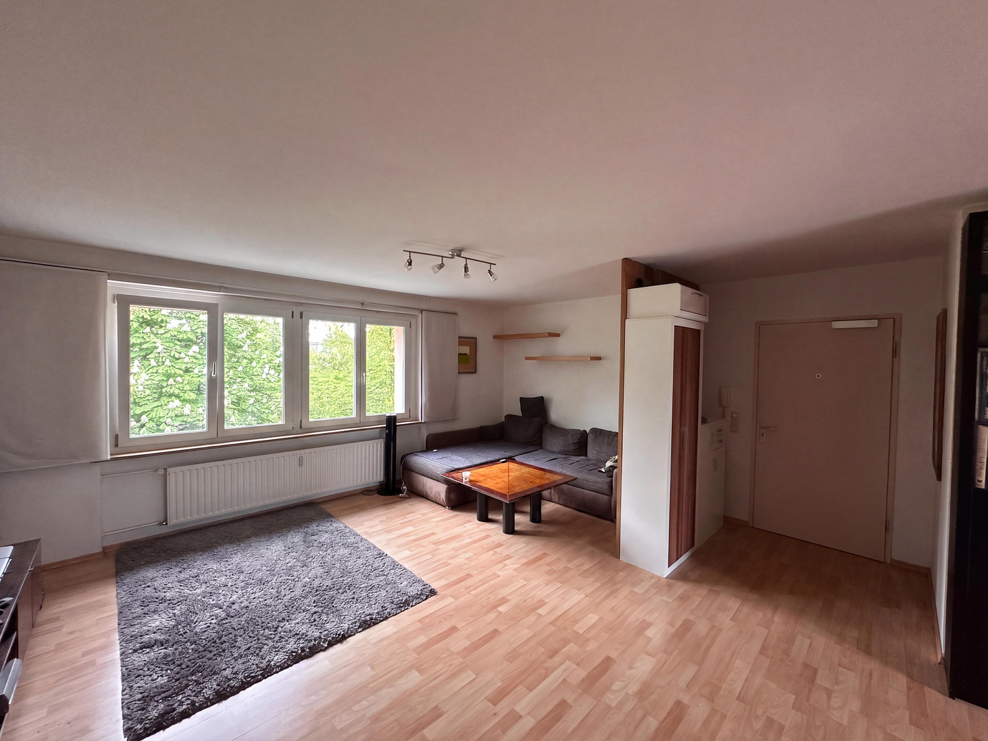 4-Zimmer-Wohnung mit Weitblick ins Grüne und Abendsonne – Deutschenbaurstraße 35c, 86157 Augsburg(Pfersee) – Vorschaubild 2