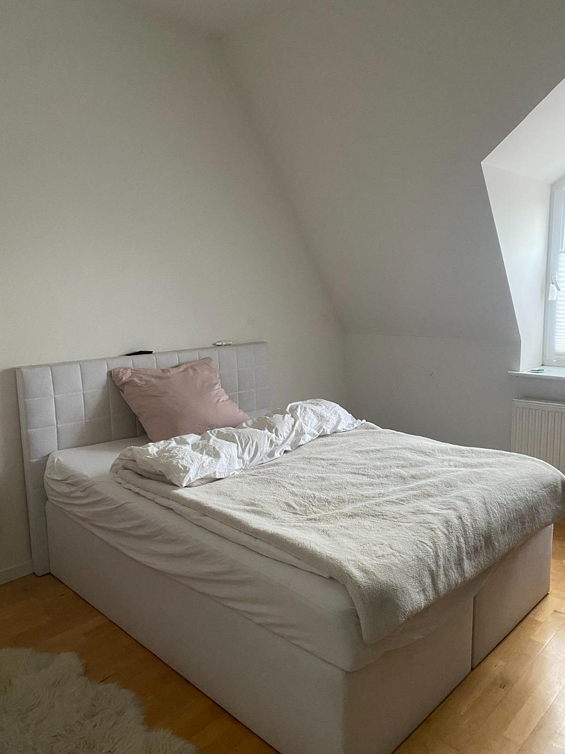 Logenplatz über Eimsbüttel: Lichtdurchflutete Residenz mit Spektakulärem Weitblick – Hamburg(Eimsbüttel) – Vorschaubild 3