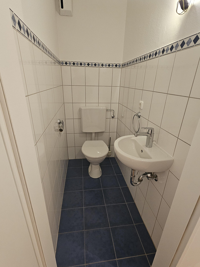 Provisionsfreie 3-Zi-Wohnung- Renoviert mit Südbalkon in der Herzogstrasse – Herzogstrasse 112, 80796 München(Schwabing) – Vorschaubild 17