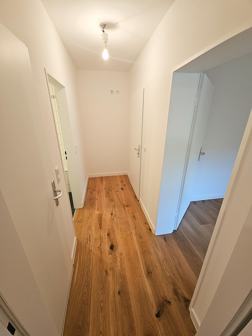 Provisionsfreie 3-Zi-Wohnung- Renoviert mit Südbalkon in der Herzogstrasse – Herzogstrasse 112, 80796 München(Schwabing) – Vorschaubild 13