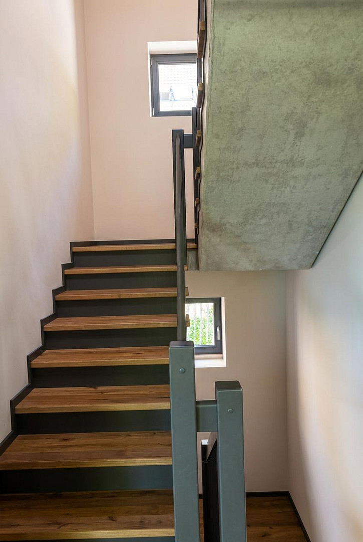Architektenhaus am Waldrand - Neubau 2022, A-Klasse, PV & Smart Home – Springe – Vorschaubild 17