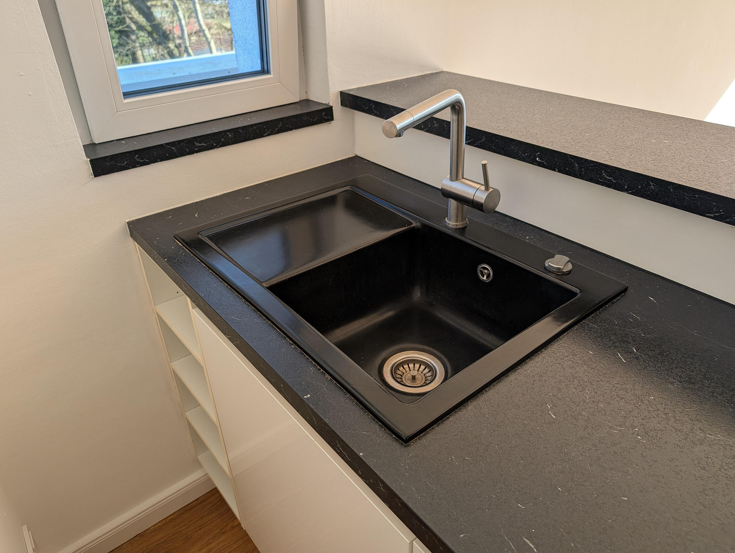PROVISIONSFREI | Erstbezug nach Modernisierung: Penthouse Wohnung inkl. Tiefgaragenstellplatz – Saseler Chaussee 4a, 22391 Hamburg(Wellingsbüttel) – Vorschaubild 18