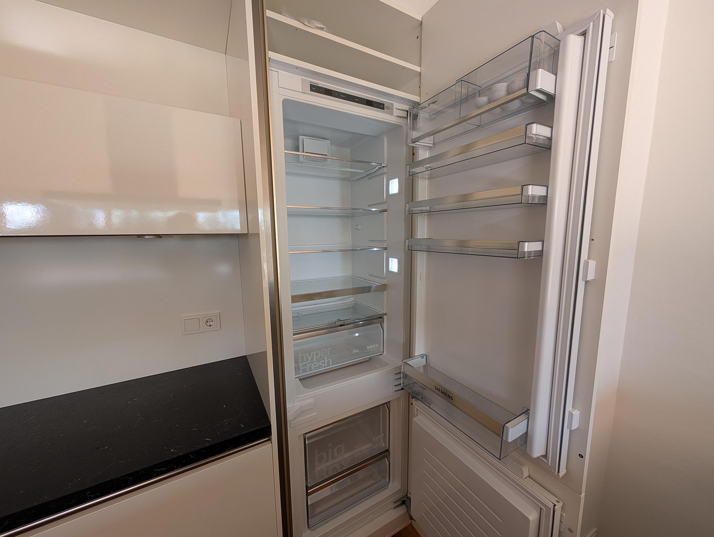 PROVISIONSFREI | Erstbezug nach Modernisierung: Penthouse Wohnung inkl. Tiefgaragenstellplatz – Saseler Chaussee 4a, 22391 Hamburg(Wellingsbüttel) – Vorschaubild 19
