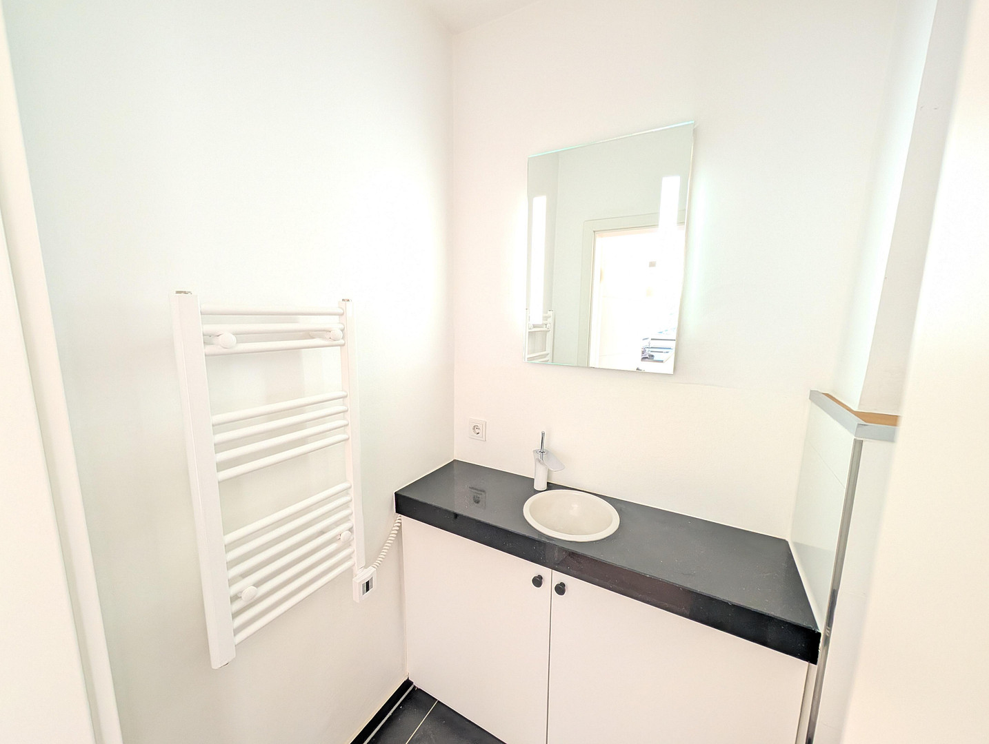 PROVISIONSFREI | Erstbezug nach Modernisierung: Penthouse Wohnung inkl. Tiefgaragenstellplatz – Saseler Chaussee 4a, 22391 Hamburg(Wellingsbüttel) – Vorschaubild 24