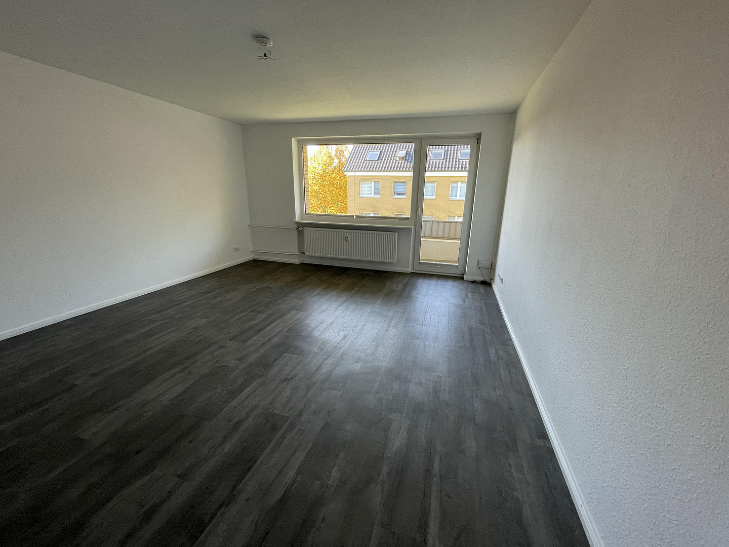 Ruhig, zentral, 1-Zimmer-Wohnung mit Balkon in Barmstedt ab 01.08.26 frei von privat – Erlengrund 2, 25355 Barmstedt – Vorschaubild 10