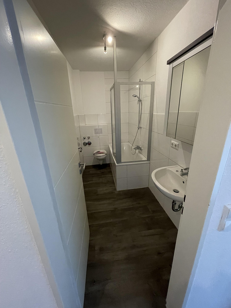 Ruhig, zentral, 1-Zimmer-Wohnung mit Balkon in Barmstedt ab 01.08.26 frei von privat – Erlengrund 2, 25355 Barmstedt – Vorschaubild 12