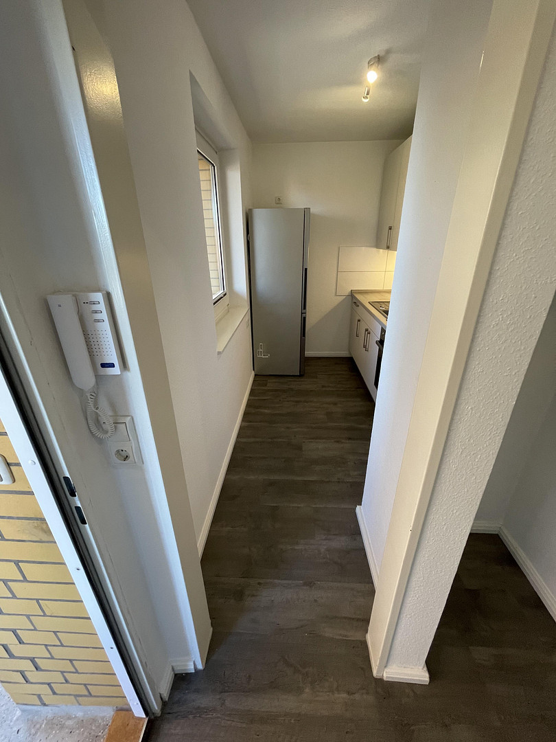 Ruhig, zentral, 1-Zimmer-Wohnung mit Balkon in Barmstedt ab 01.08.26 frei von privat – Erlengrund 2, 25355 Barmstedt – Vorschaubild 4