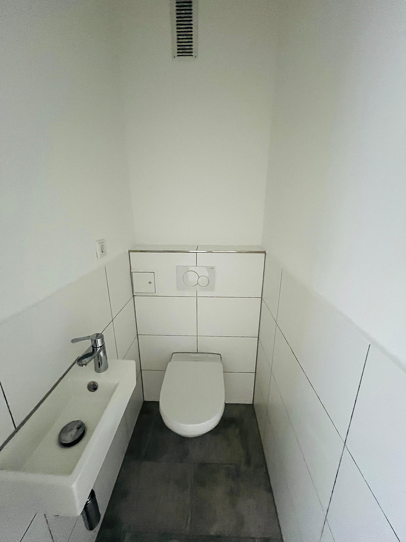 Frisch saniert: 4 Zimmer, Südbalkon & Garage in Toplage Schwachhausen – provisionsfrei – Scharnhorststraße 15a, 28211 Bremen(Schwachhausen) – Vorschaubild 11