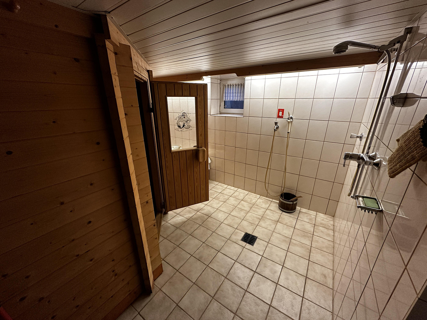 Vielseitige Doppelhaushälfte mit Einliegerwohnung, Ladenlokal & traumhaftem Garten – Aktienstr. 293, 45473 Mülheim an der Ruhr(Winkhausen) – Vorschaubild 14