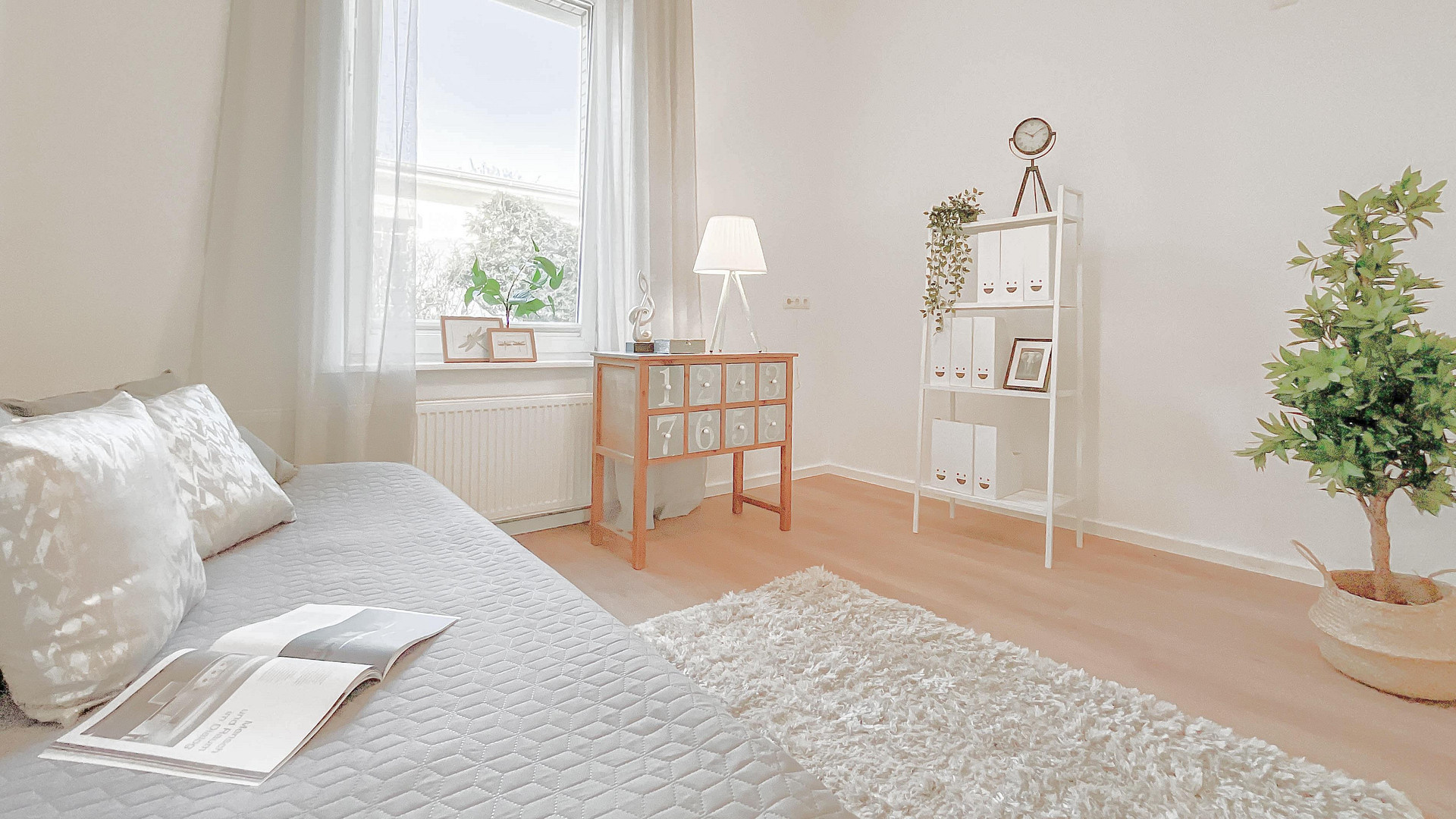 Zentral in HH-Niendorf: Einfamilienhaus (5,5 Zimmer) mit sonnigem Garten und PKW Stellplatz – Hamburg(Niendorf) – Vorschaubild 15