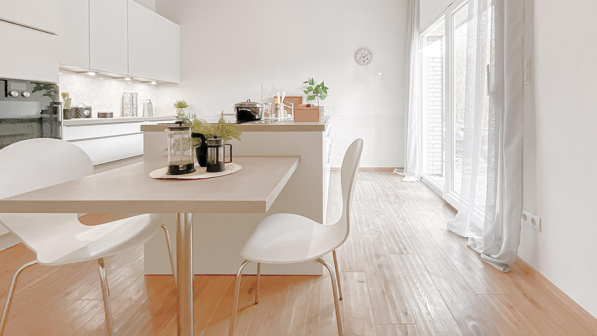 Zentral in HH-Niendorf: Einfamilienhaus (5,5 Zimmer) mit sonnigem Garten und PKW Stellplatz – Hamburg(Niendorf) – Vorschaubild 13
