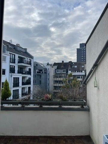 Altbauperle direkt am Hofgarten – bezugsfrei mit Balkon in Bestlage Düsseldorf – Düsseldorf(Pempelfort) – Vorschaubild 6