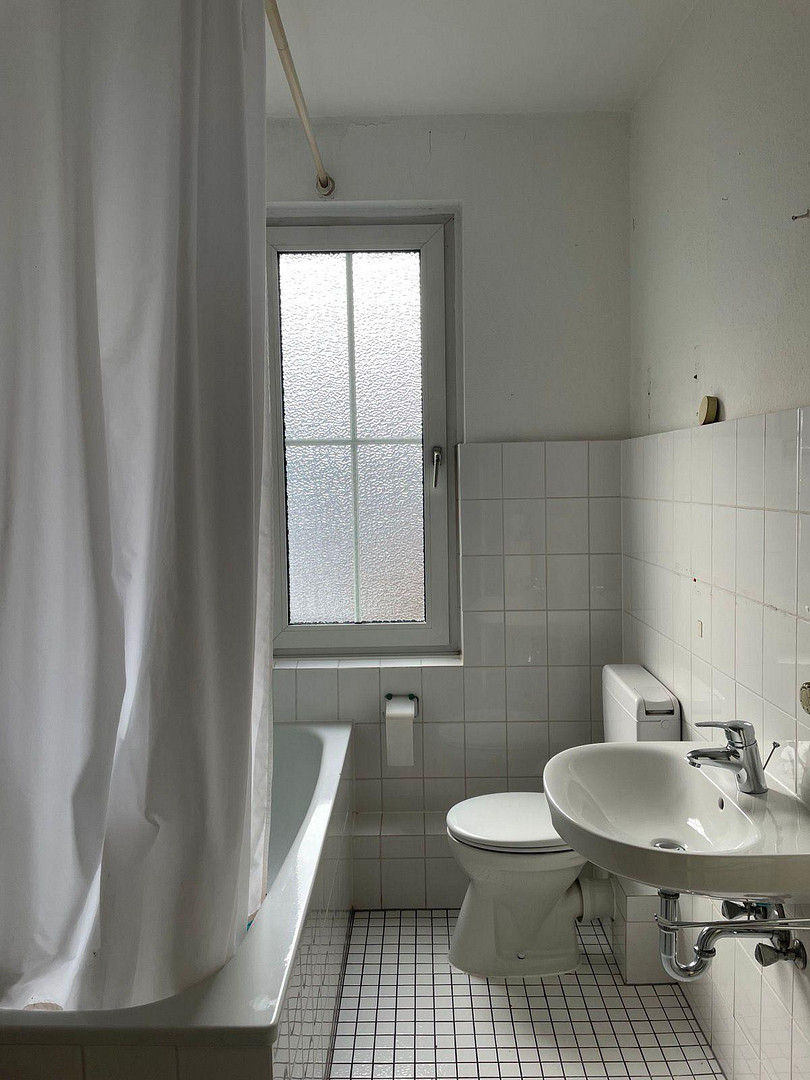 Altbauperle direkt am Hofgarten – bezugsfrei mit Balkon in Bestlage Düsseldorf – Düsseldorf(Pempelfort) – Vorschaubild 7