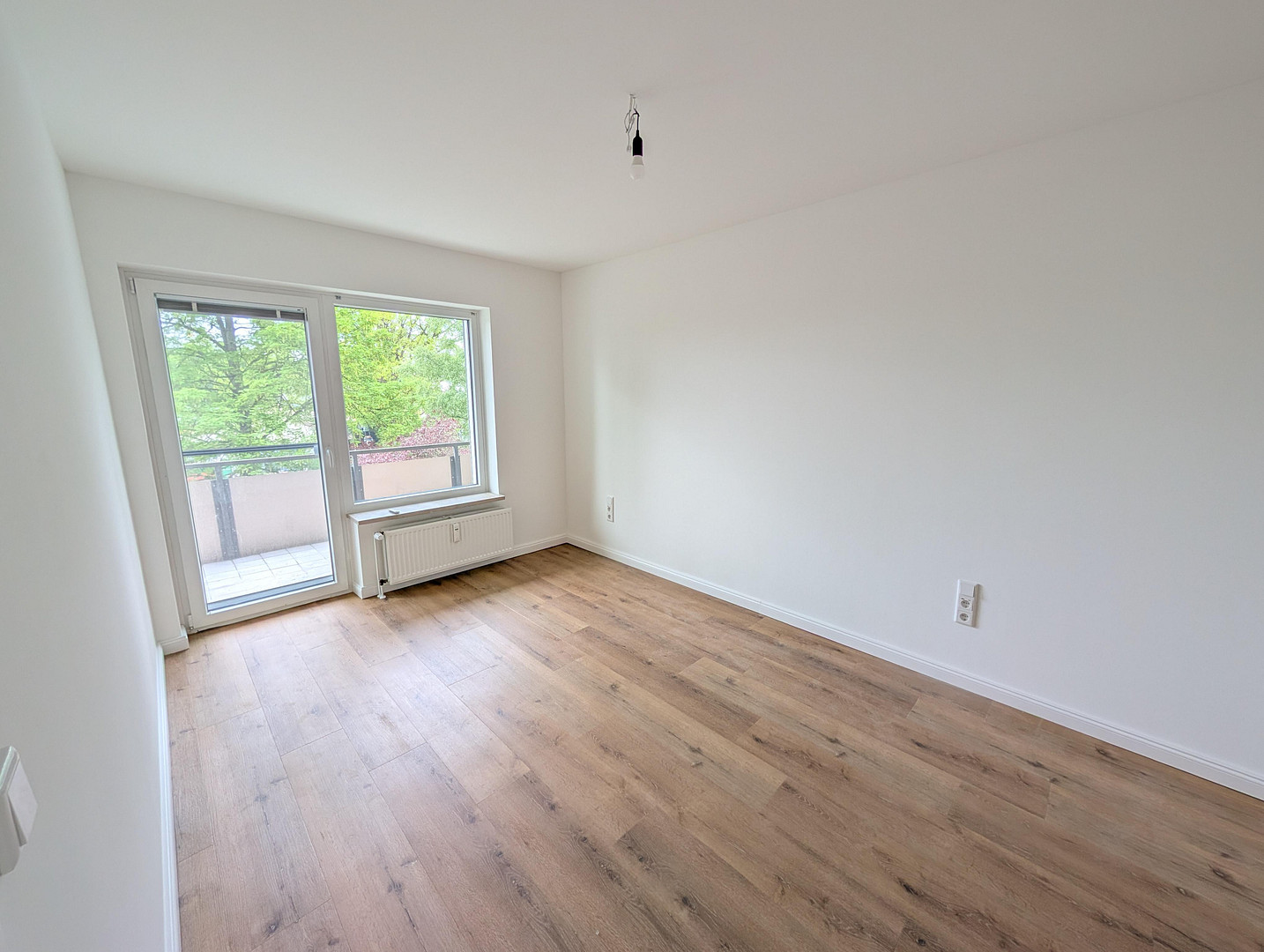 PROVISIONSFREI | Erstbezug nach Sanierung: 3-Zimmer-Wohnung mit 2 Balkonen & Tiefgaragenstellplatz – Walddörfer Str. 374, 22047 Hamburg(Tonndorf) – Vorschaubild 18
