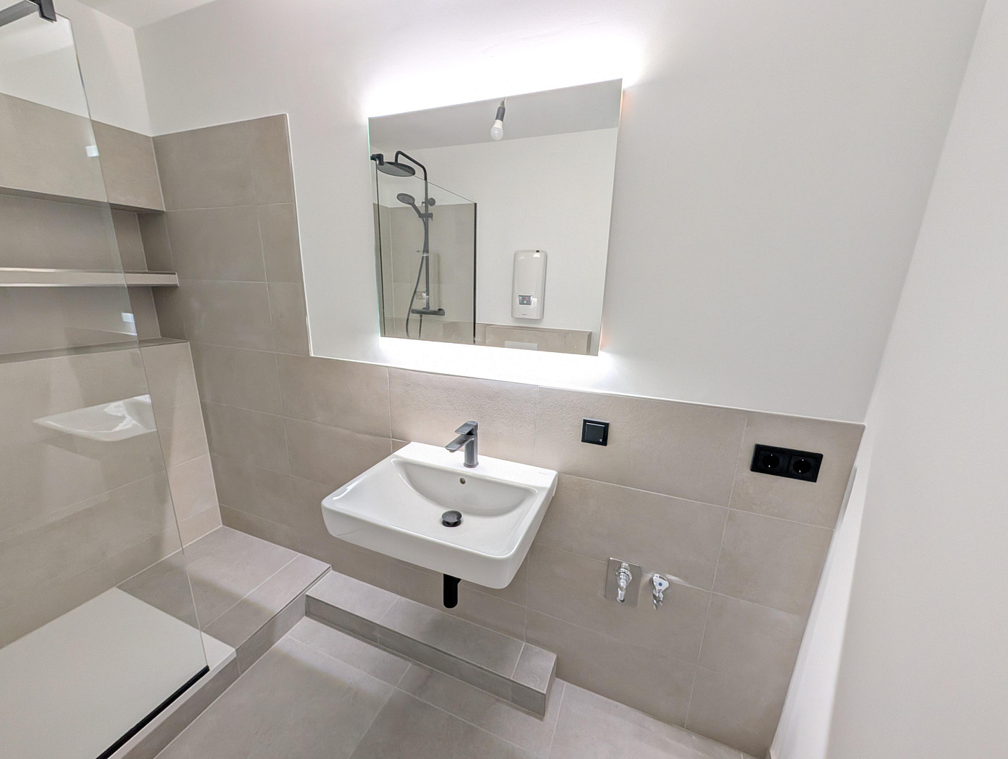 PROVISIONSFREI | Erstbezug nach Sanierung: 3-Zimmer-Wohnung mit 2 Balkonen & Tiefgaragenstellplatz – Walddörfer Str. 374, 22047 Hamburg(Tonndorf) – Vorschaubild 15