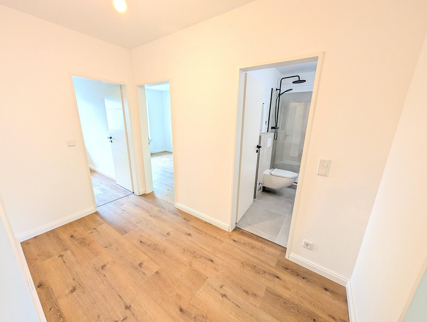 PROVISIONSFREI | Erstbezug nach Sanierung: 3-Zimmer-Wohnung mit 2 Balkonen & Tiefgaragenstellplatz – Walddörfer Str. 374, 22047 Hamburg(Tonndorf) – Vorschaubild 12