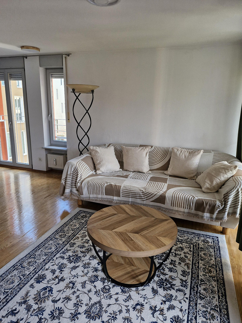 Schöne möblierte 2-Zimmer-Wohnung mit 1 großen Balkon in der Schwanthalerhöhe – München(Schwanthalerhöhe) – Vorschaubild 16