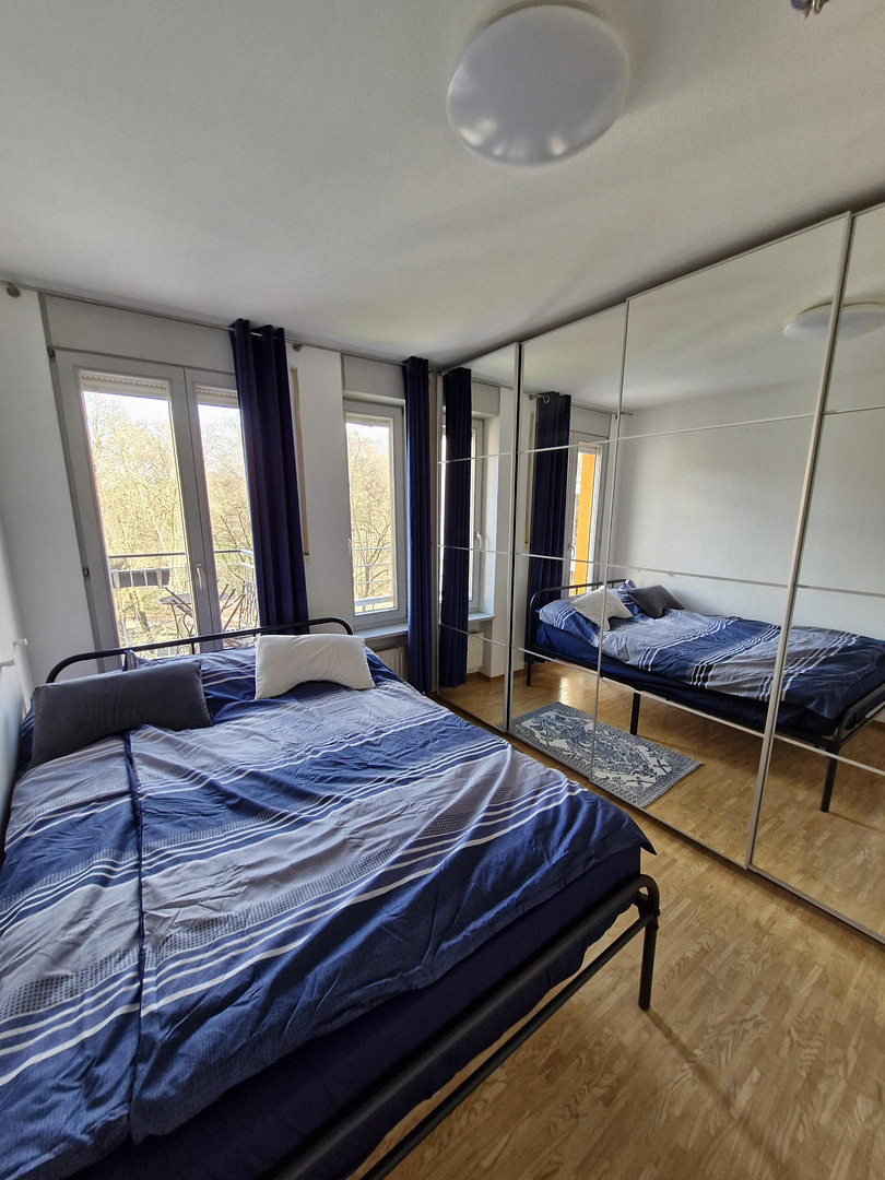 Schöne möblierte 2-Zimmer-Wohnung mit 1 großen Balkon in der Schwanthalerhöhe – München(Schwanthalerhöhe) – Vorschaubild 13