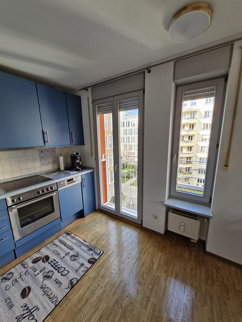 Schöne möblierte 2-Zimmer-Wohnung mit 1 großen Balkon in der Schwanthalerhöhe – München(Schwanthalerhöhe) – Vorschaubild 9