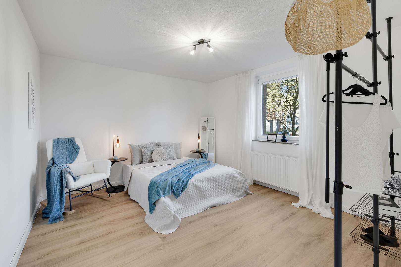 Bezugsfreie 3-Zimmer-Wohnung - PROVISIONSFREI – Melchiorweg 13, 26131 Oldenburg(Eversten) – Vorschaubild 2
