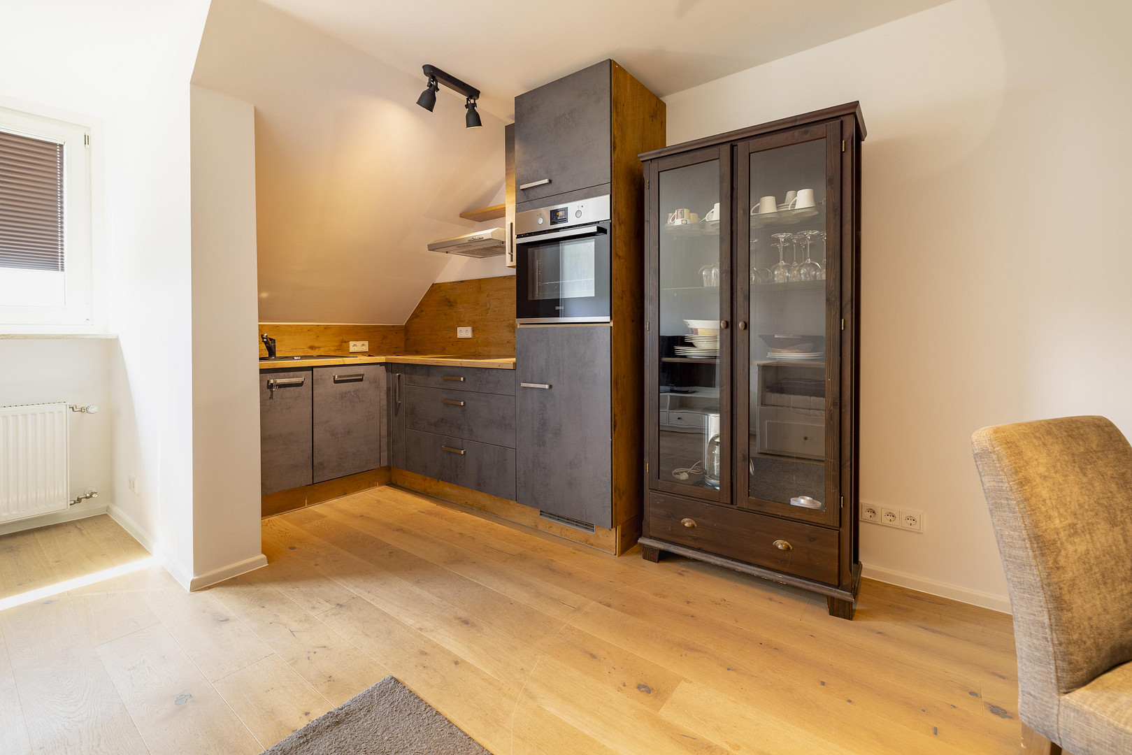 Vollmöbliertes Apartment mit Stadionblick in der Grünwalder Straße – Grünwalder Str. 11, 81547 München(Giesing) – Vorschaubild 4