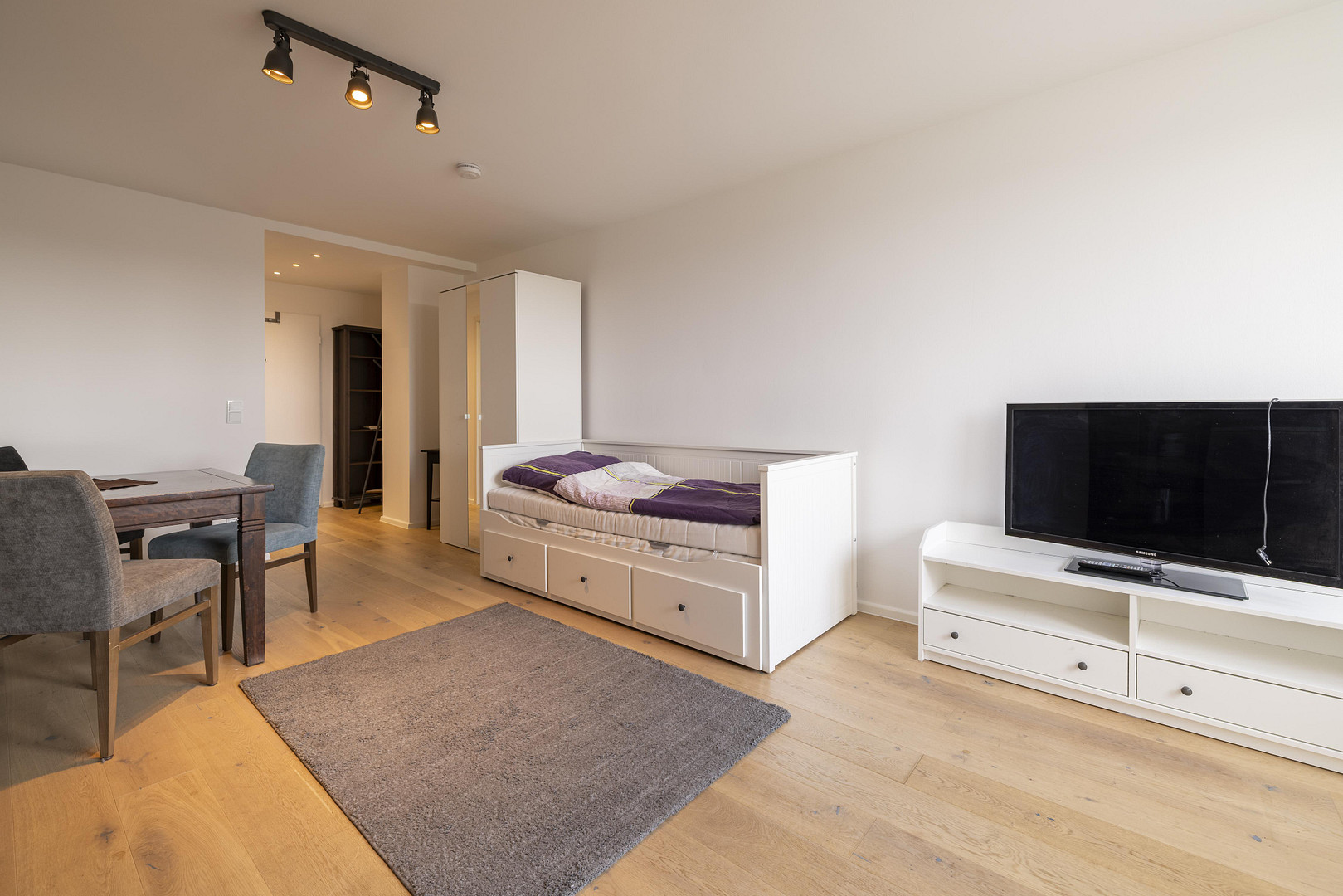 Vollmöbliertes Apartment mit Stadionblick in der Grünwalder Straße – Grünwalder Str. 11, 81547 München(Giesing) – Vorschaubild 6