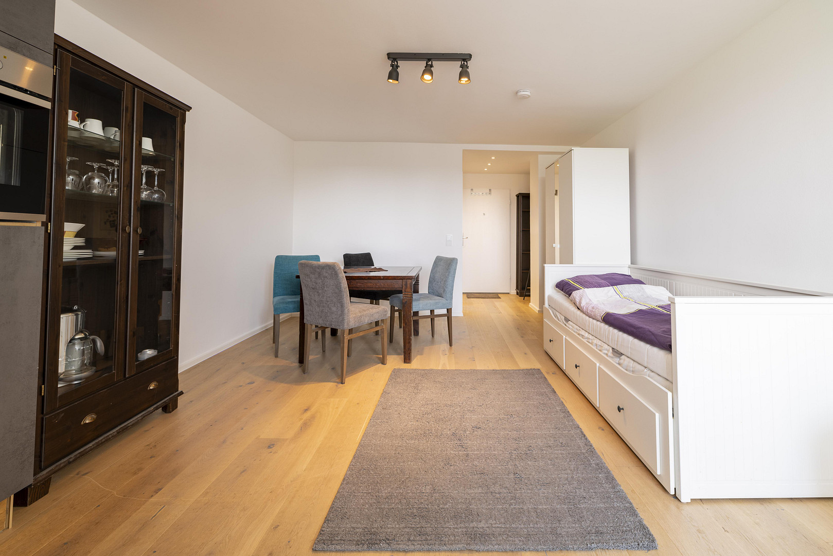 Vollmöbliertes Apartment mit Stadionblick in der Grünwalder Straße – Grünwalder Str. 11, 81547 München(Giesing) – Vorschaubild 5