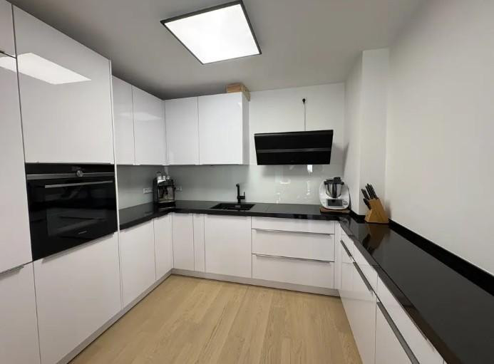 Helle 3,5 Zimmer Wohnung mit Terrasse in Stuttgart-Sonnenberg – 70597 Stuttgart(Sonnenberg) – Vorschaubild 5