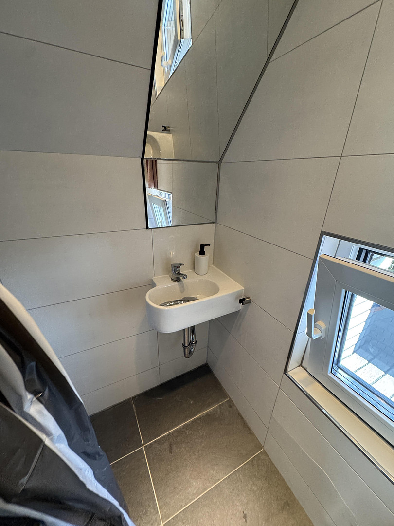 Möblierte 3-Zimmer-Wohnung mit Balkon und kostenlosen Parkplätzen – Bredelaerstraße 39, 40474 Düsseldorf(Lohausen) – Vorschaubild 8