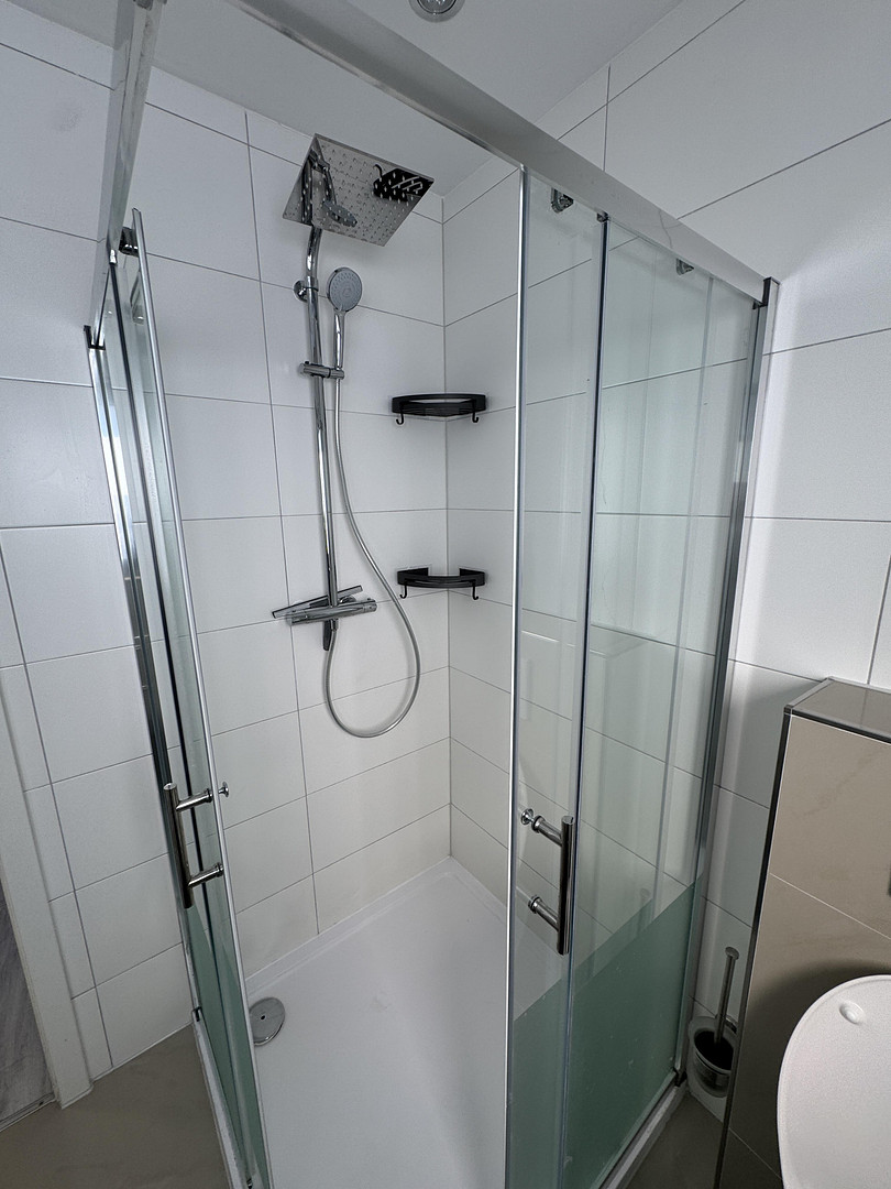 Möblierte 3-Zimmer-Wohnung mit Balkon und kostenlosen Parkplätzen – Bredelaerstraße 39, 40474 Düsseldorf(Lohausen) – Vorschaubild 17