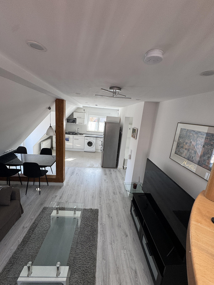 Möblierte 3-Zimmer-Wohnung mit Balkon und kostenlosen Parkplätzen – Bredelaerstraße 39, 40474 Düsseldorf(Lohausen) – Vorschaubild 13