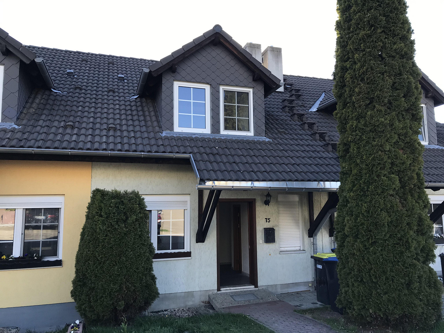 Familienfreundliches Reihenhaus – Bernsbach – Vorschaubild 2