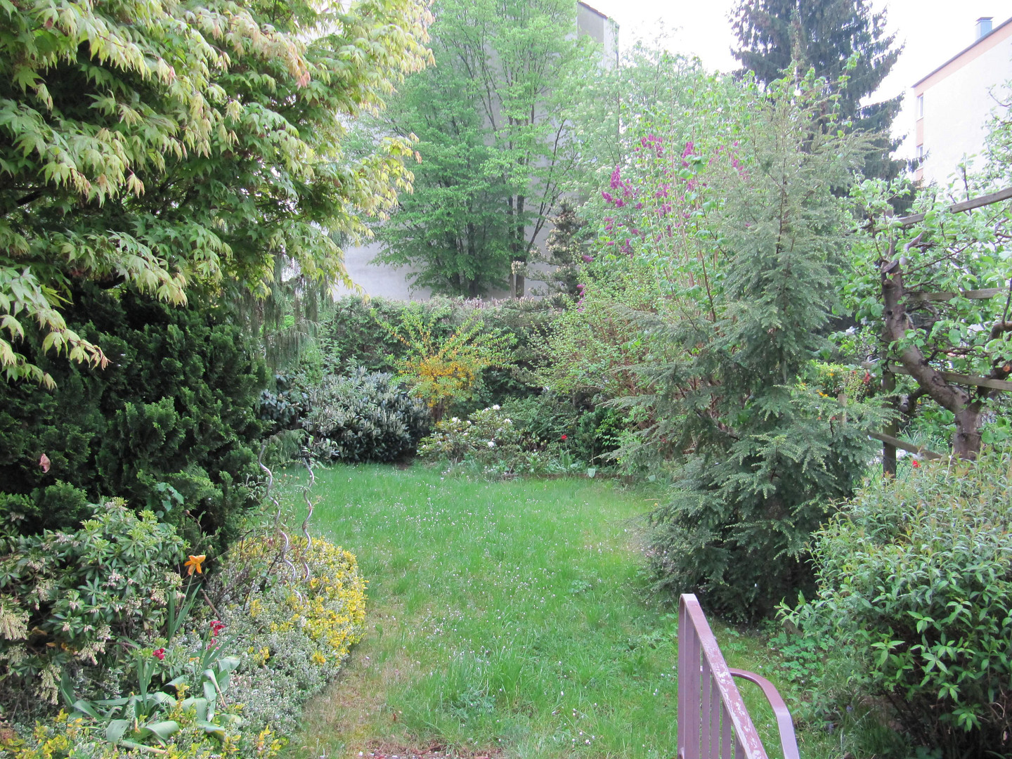 TOP LAGE LAUFAMHOLZ: LAUFEND UND UMFANGREICH MODERNISIERTES -- 6-ZIMMER-RMH MIT EINZELGARAGE. – Hartensteinerstrasse 6, 90482 Nürnberg(Laufamholz) – Vorschaubild 4