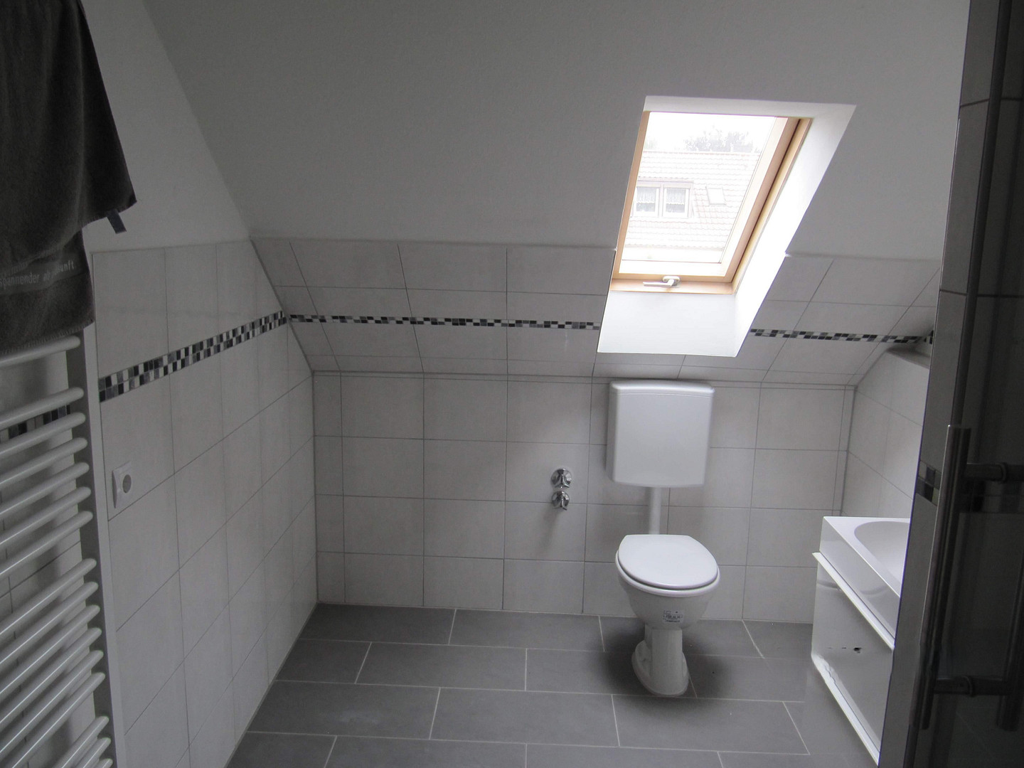 TOP LAGE LAUFAMHOLZ: LAUFEND UND UMFANGREICH MODERNISIERTES -- 6-ZIMMER-RMH MIT EINZELGARAGE. – Hartensteinerstrasse 6, 90482 Nürnberg(Laufamholz) – Vorschaubild 13