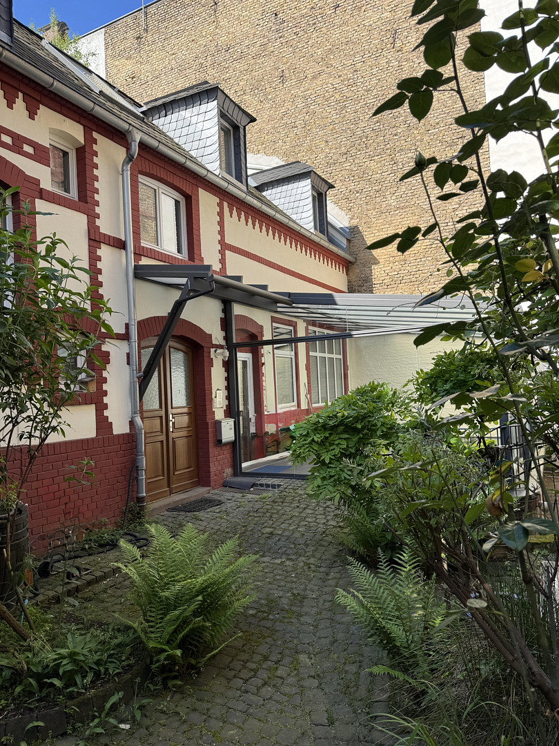 Lebens(t)raum in gepflegter Altbauanlage – 65195 Wiesbaden – Vorschaubild 2