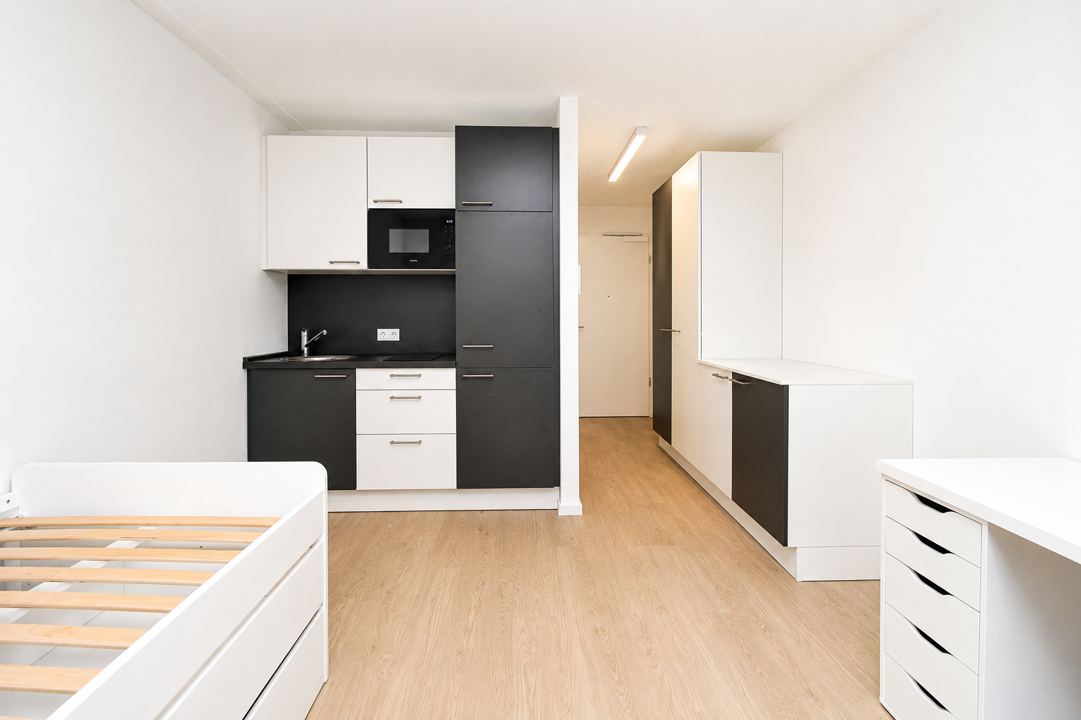Möbilierte Einzimmerwohnung für Ihr Kind I Jetzt clever investieren! I Keine Maklercourtage – Mary-Astell-Straße 27, 28359 Bremen(Horn-Lehe) – Vorschaubild 5