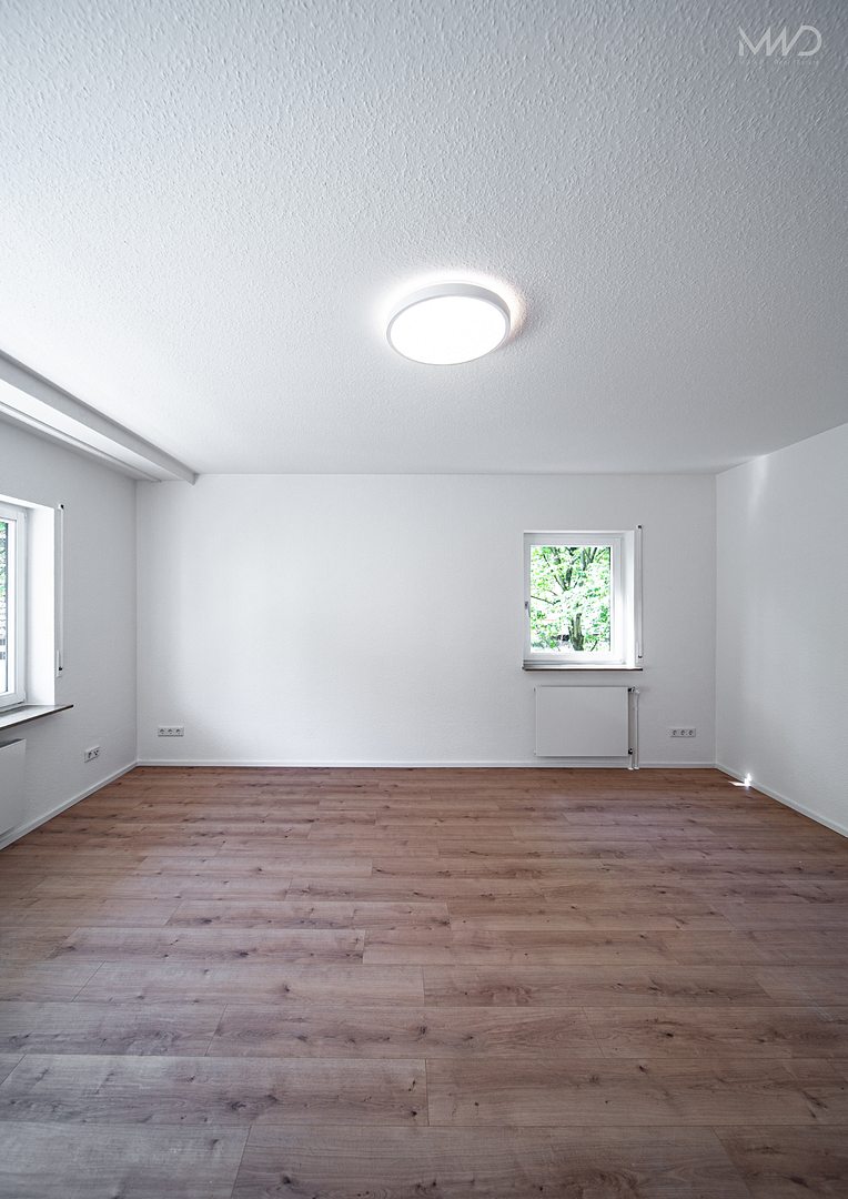 Erstbezug nach Sanierung | Helle Wohnung mit Balkon in ruhiger Innenhoflage nahe Schlosspark – Wiesbaden – Vorschaubild 4