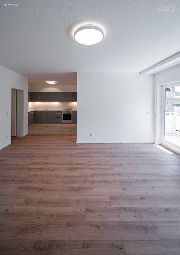 Erstbezug nach Sanierung | Helle Wohnung mit Balkon in ruhiger Innenhoflage nahe Schlosspark