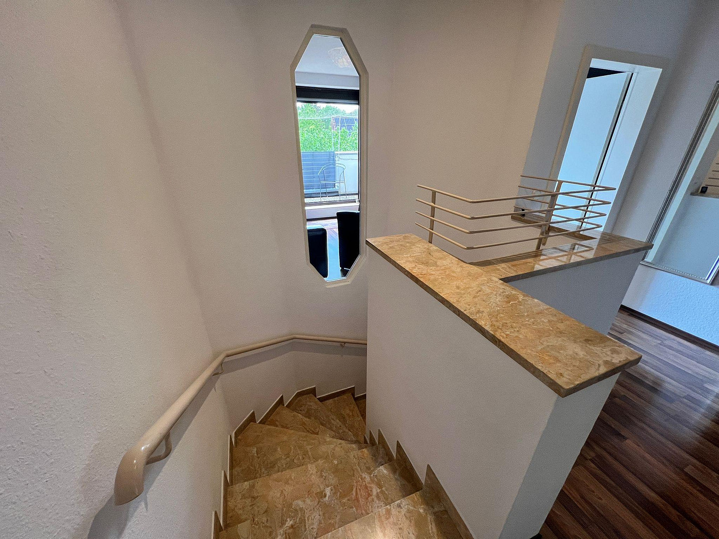 >>> 4 ZK2B2B - wie ein Haus - in ruhiger Süd-West-Wohnlage – Mainz(Hechtsheim) – Vorschaubild 5