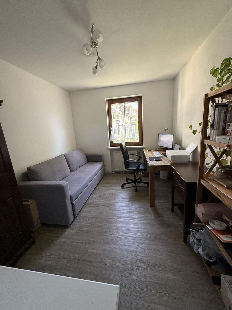 Möblierte 3-Zimmer-Wohnung mit Balkon und TG-Stellplatz in München-Moosach (provisionsfrei) – Thorner Straße 4, 80993 München(Moosach) – Vorschaubild 6