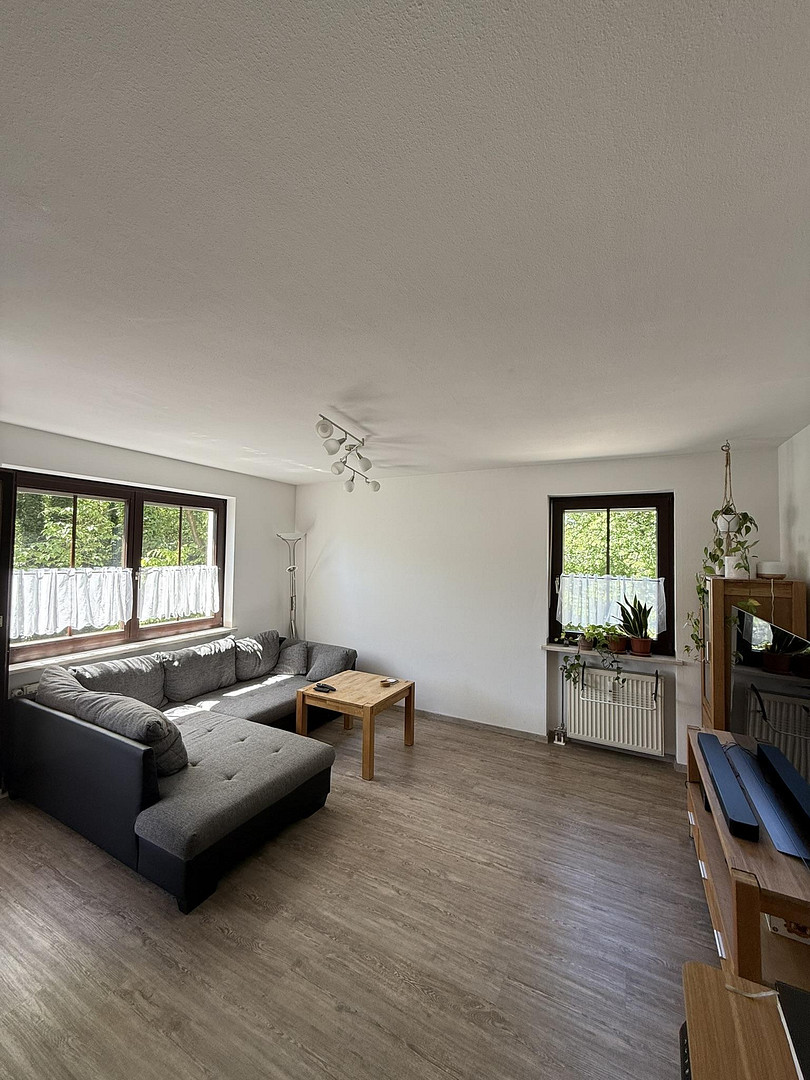 Möblierte 3-Zimmer-Wohnung mit Balkon und TG-Stellplatz in München-Moosach (provisionsfrei) – Thorner Straße 4, 80993 München(Moosach) – Vorschaubild 5