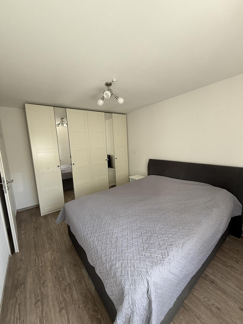 Möblierte 3-Zimmer-Wohnung mit Balkon und TG-Stellplatz in München-Moosach (provisionsfrei) – Thorner Straße 4, 80993 München(Moosach) – Vorschaubild 7
