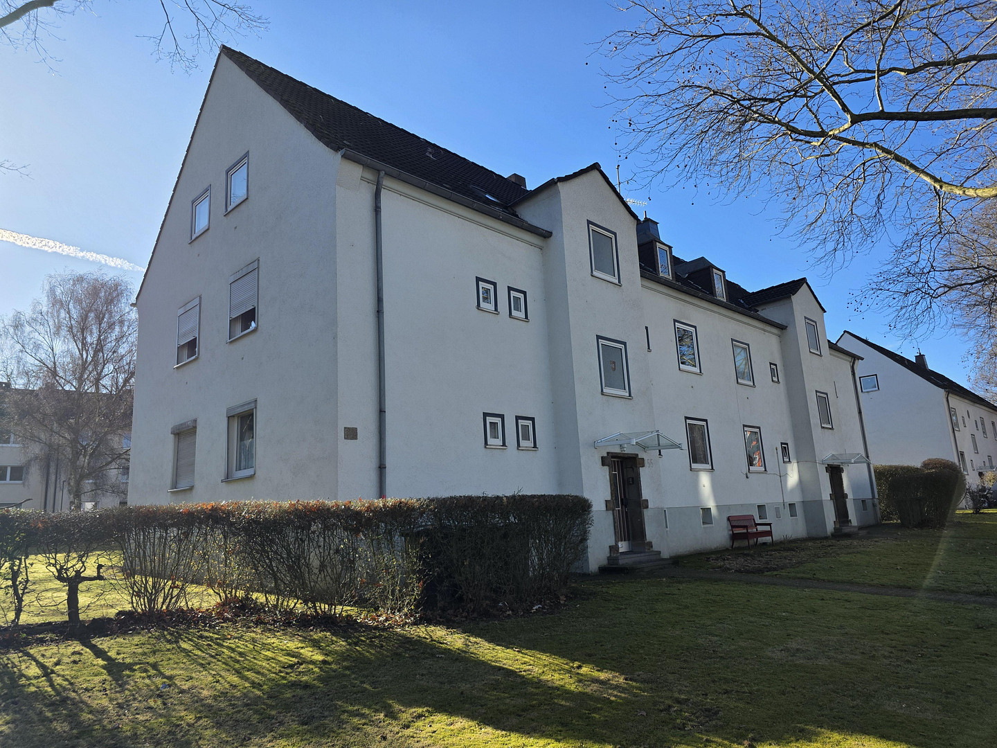 Frisch modernisierte 2-Zimmer-Dachgeschosswohnung mit Einbauküche in Bochum-Wattenscheid – Weststraße, 44866 Bochum(Wattenscheid) – Vorschaubild 5