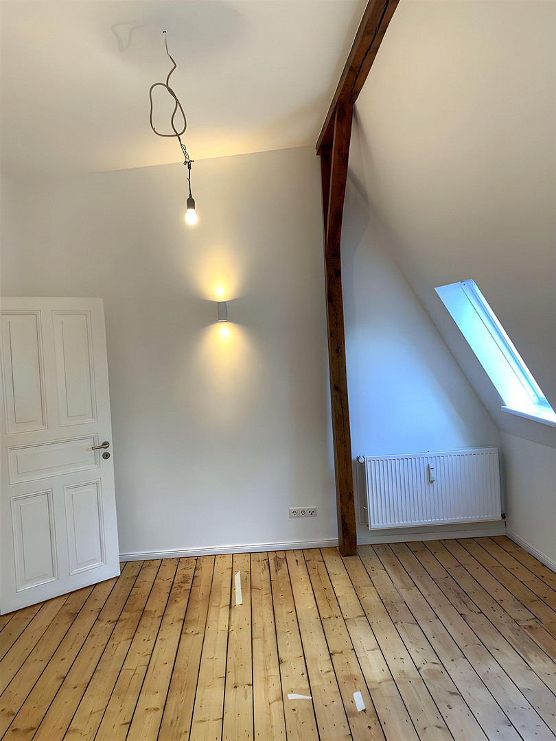 Exklusive 4-Zimmer-Dachgeschosswohnung für Studenten-WG – Frisch saniert | Neue Einbauküche – Walddörferstrasse 276, 22047 Hamburg(Wandsbek) – Vorschaubild 21