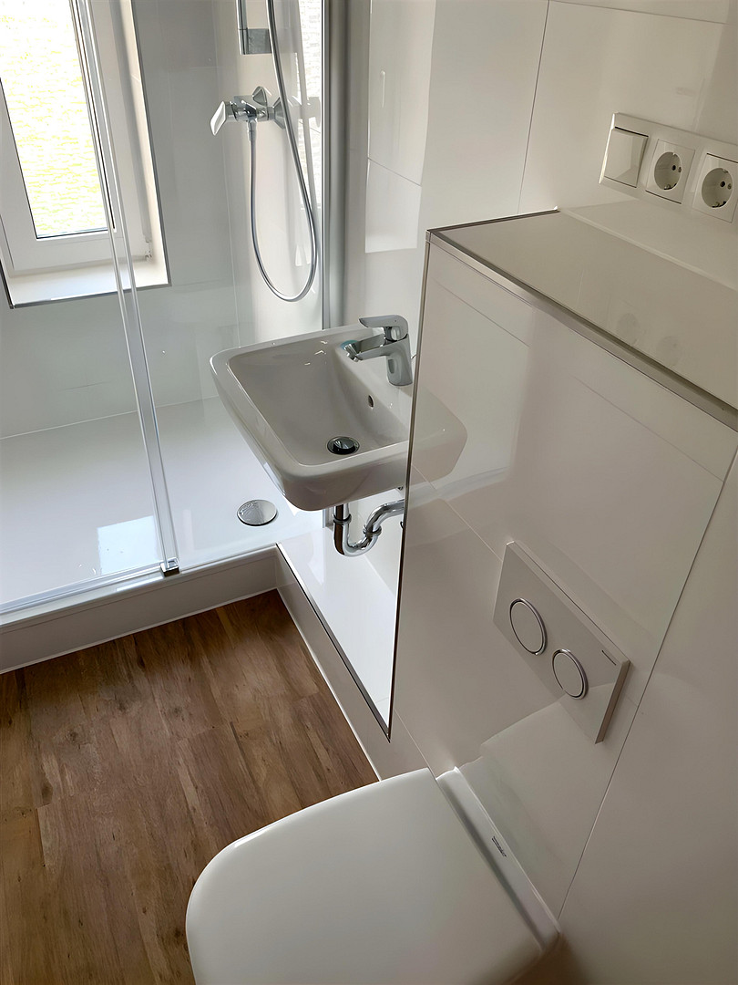 Exklusive 4-Zimmer-Dachgeschosswohnung für Studenten-WG – Frisch saniert | Neue Einbauküche – Walddörferstrasse 276, 22047 Hamburg(Wandsbek) – Vorschaubild 10