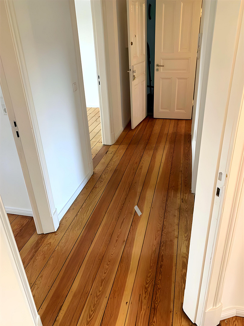Exklusive 4-Zimmer-Dachgeschosswohnung für Studenten-WG – Frisch saniert | Neue Einbauküche – Walddörferstrasse 276, 22047 Hamburg(Wandsbek) – Vorschaubild 12