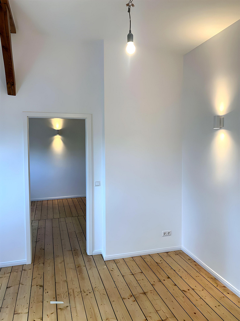 Exklusive 4-Zimmer-Dachgeschosswohnung für Studenten-WG – Frisch saniert | Neue Einbauküche – Walddörferstrasse 276, 22047 Hamburg(Wandsbek) – Vorschaubild 24