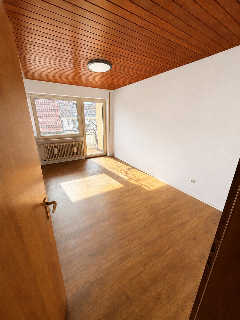 Großzügige 4-Zimmer-Wohnung mit Südbalkon und Klimaanlage in Wangen – Hauptstraße 36, 73117 Wangen – Vorschaubild 5