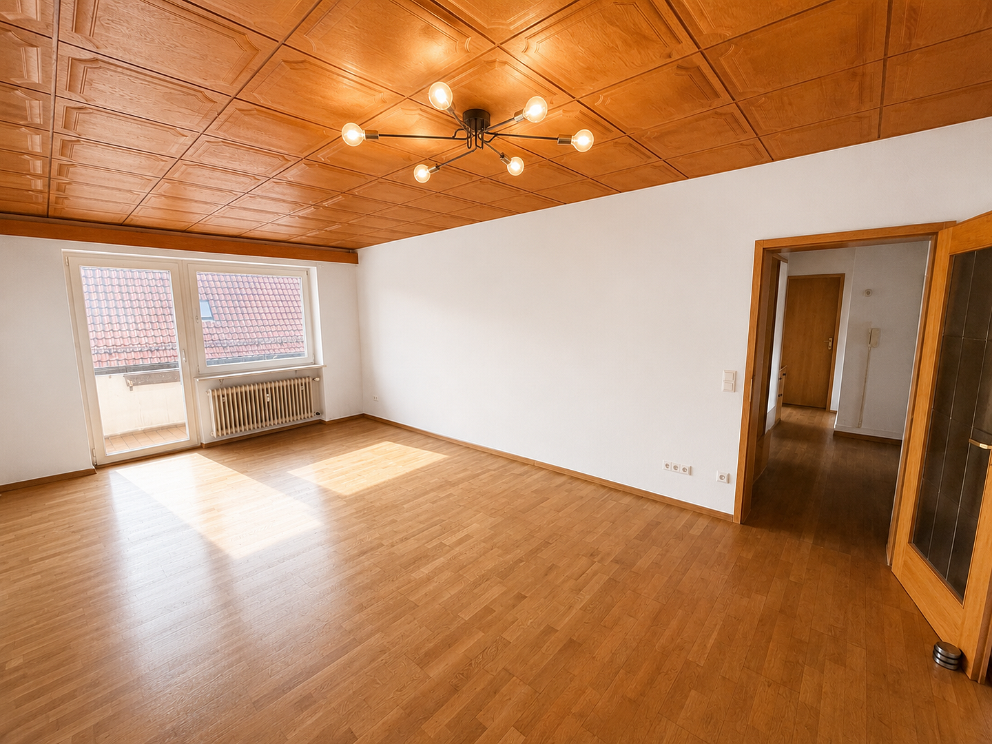 Großzügige 4-Zimmer-Wohnung mit Südbalkon und Klimaanlage in Wangen – Hauptstraße 36, 73117 Wangen – Vorschaubild 2